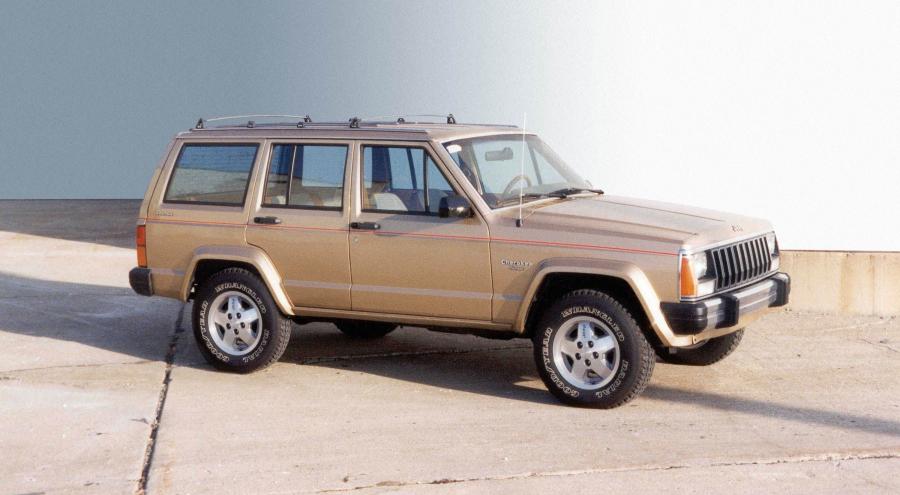  Jeep Cherokee 1984 года  (фото 2 из 6)